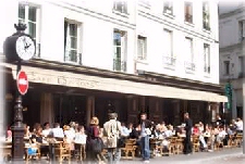 Cafe Delmas, before its new awning